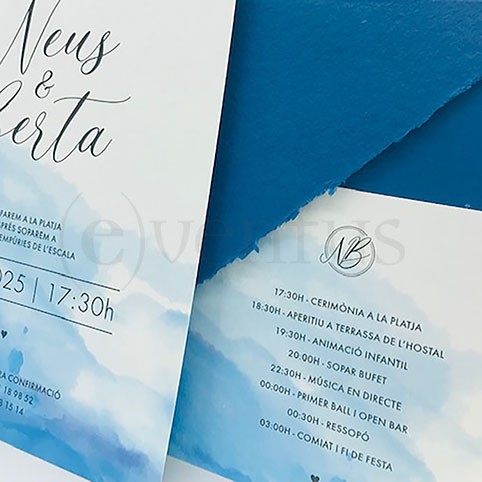 ¡Diseña tu invitaciones! Crea un diseño totalmente personalizado, exclusivo para ti o customiza nuestros modelos: mezclando diseños entre sí, cambiando el formato, el papel, el color de tinta o incorporando una idea que vistes en Pinterest. Si habéis diseñado vosotros mismo vuestras invitaciones, os ayudaremos a darle forma y a elegir la mejor opción de materiales y formato. Siempre con el servicio y la calidad que distinguen a Eventus. Además, te damos la posibilidad de conjuntar todas las piezas de comunicación de tu boda con el diseño escogido; las tarjetas de agradecimiento, los menús, las guías de ceremonia, los seattings, los cucuruchos para los pétalos, los detalles de los invitados o cualquier idea que se te ocurra. Las posibilidades son infinitas y a nosotros nos encanta escuchar tus ideas!